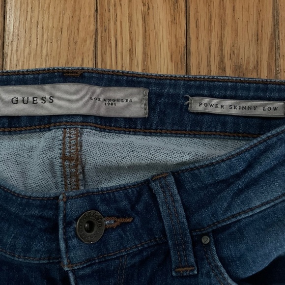 Guess Power Skinny Low Rise Jeans, Size 27 - Picture 2 of 2